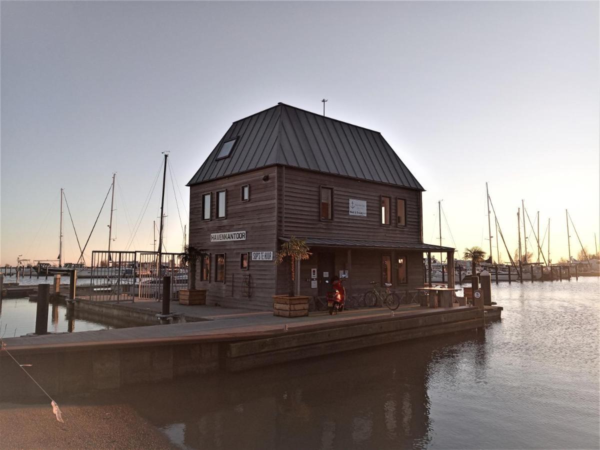 Kaap Hoorn Club Bed En Breakfast Εξωτερικό φωτογραφία